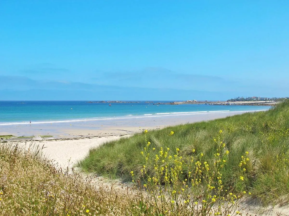 Holiday Home Tal ar Mor - PLC241 Plouescat
