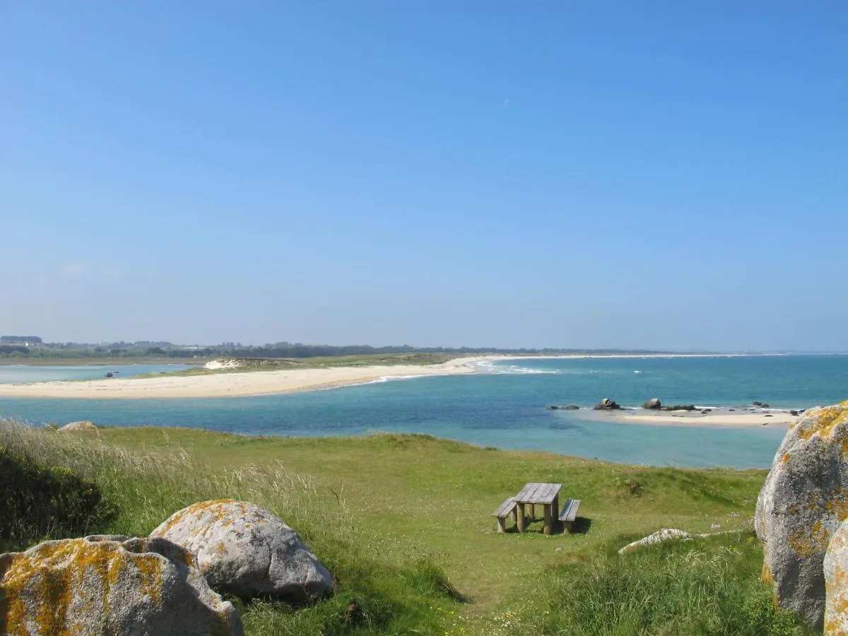 Holiday Home Tal ar Mor - PLC241 Plouescat